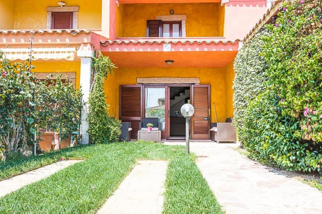 Villa Molly Сан-Теодоро Экстерьер фото